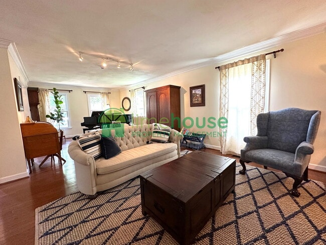 Photo - 1149 Birks Ln