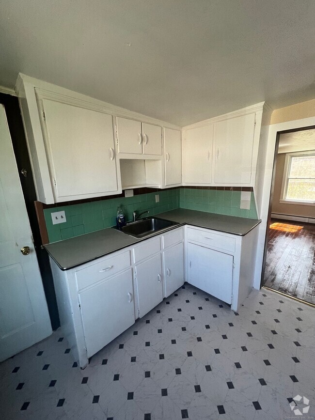 Building Photo - 31 Warwick St Unit 35 Rental