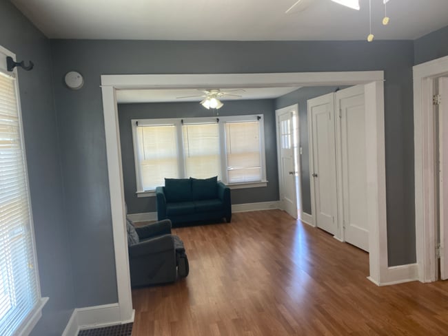 260 Ackley Ave Unit 2Fl
