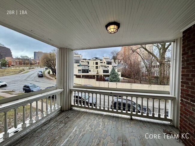 Photo - 217 E 46th St Unit 211-5E