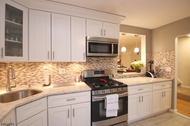 Photo - 303 Brokaw Ct