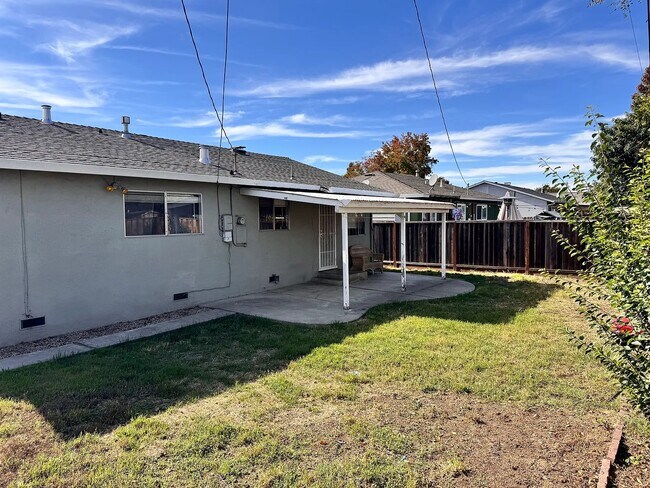 Photo - 40552 Verne St