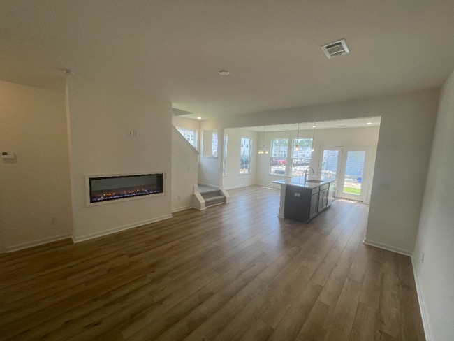 Photo - 440 Trotters Ln