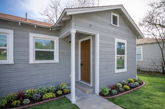 Photo - 936 Poinsettia St Unidad 936 poinsettia