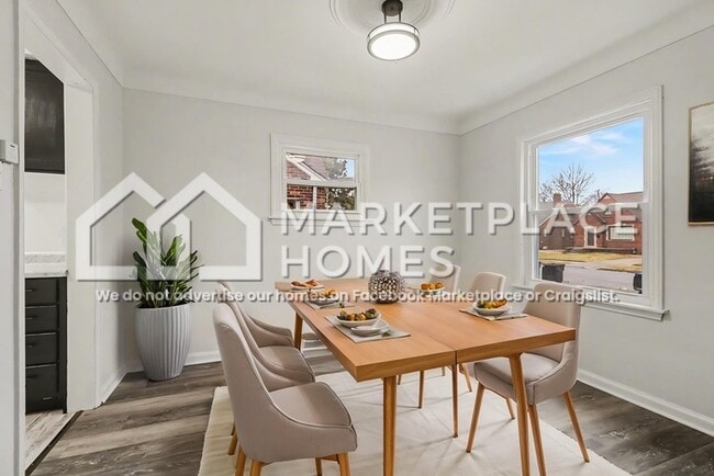Photo - 11235 Roxbury St