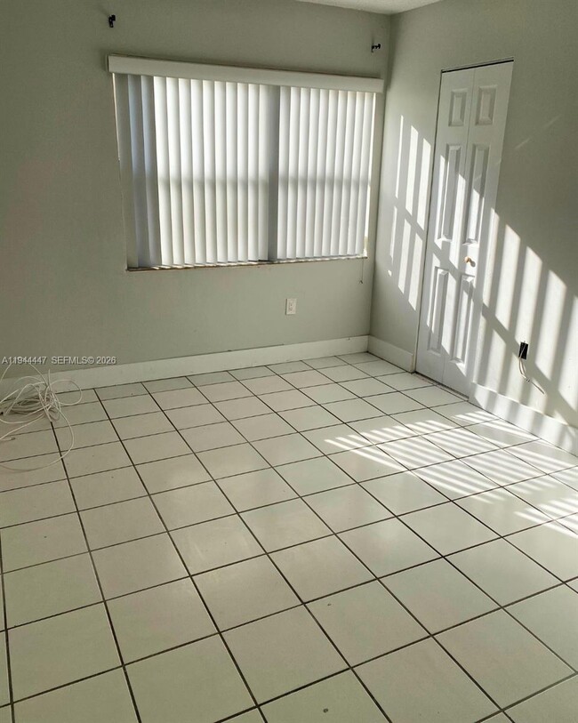 Photo - 680 W Park Dr Unit 101-3