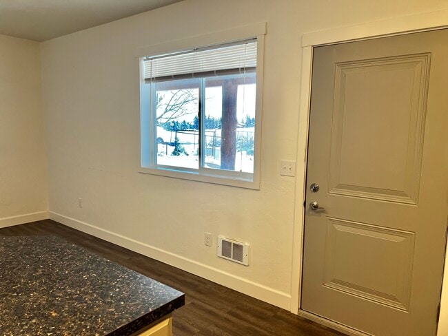 Photo - Main House Unit 2