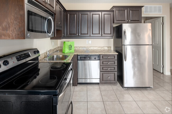 3 Bdrm 3 Bath - 180 Mill Street