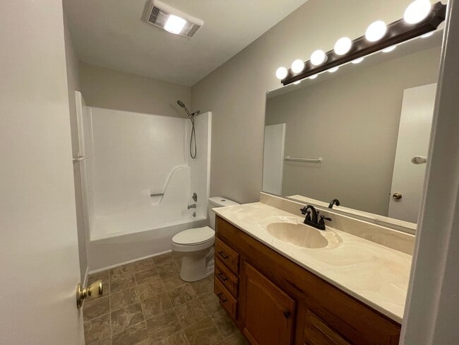 Photo - 2 bedroom 1.5 bath townhome