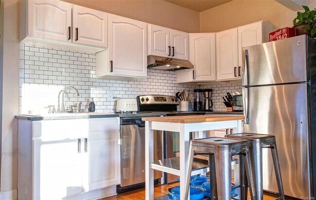 Photo - 1341 N Washington St Unit 12