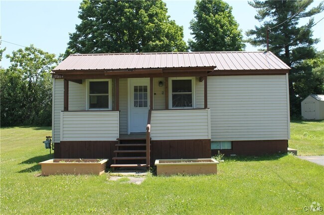 Building Photo - 169 W Remington St Rental