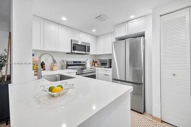 Photo - 241 W Park Dr Unit 5-103