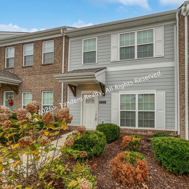 Building Photo - 125 Harvard Dr