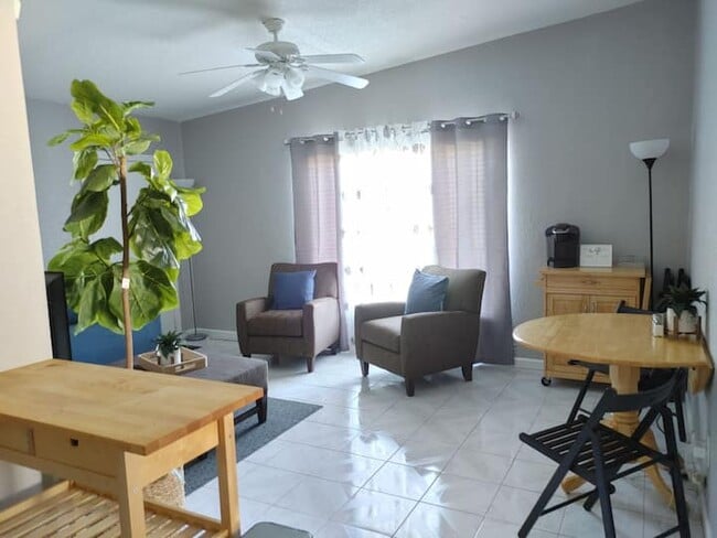 Photo - 5830 Camellia Dr