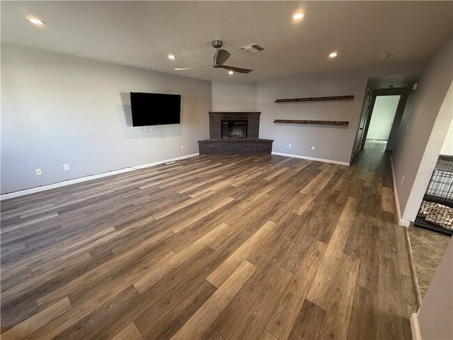 Photo - 115 Rosemary Dr