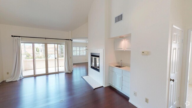 Building Photo - Spacious 3 bedroom | Cays with partial oce... Rental