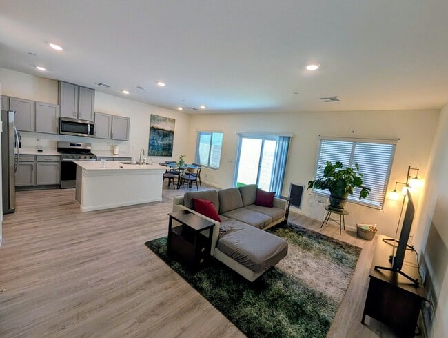 Photo - 9926 S Ullom Dr