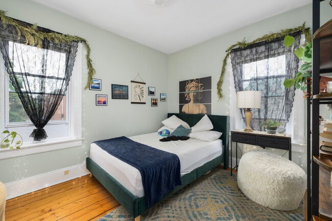 Photo - 56 Barton St Unit 2