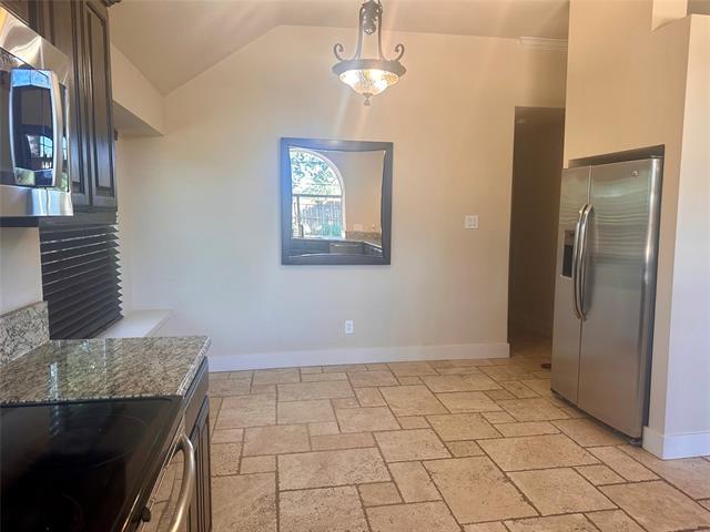 Photo - 2204 Glenbrook St