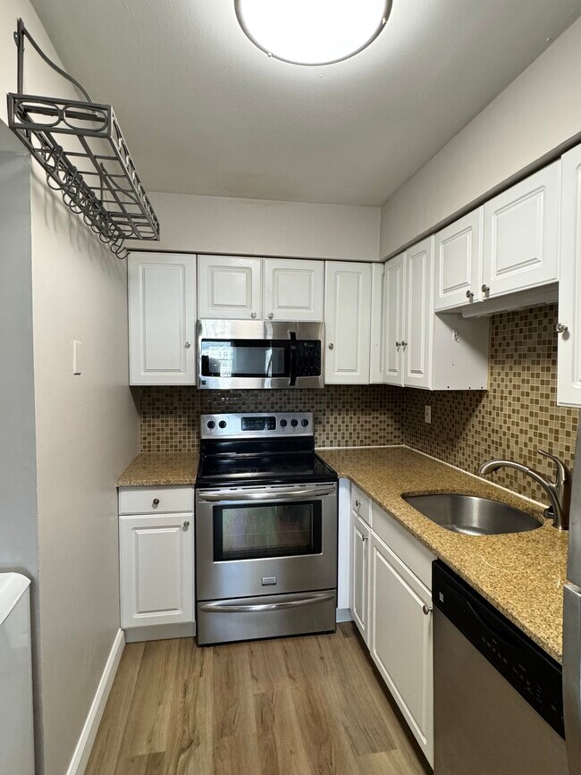 Photo - 1113 Vincent Rd