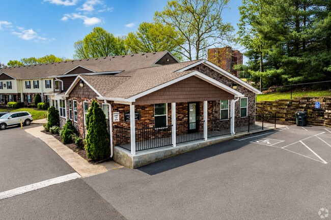 River Retreat Apartments