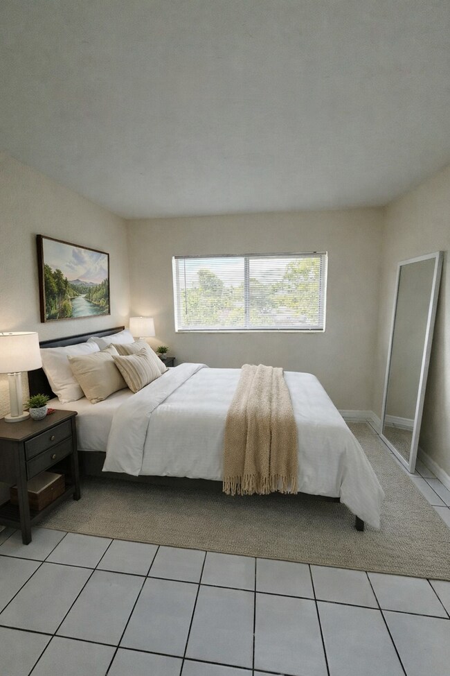 Photo - 2 bedroom 2 bathroom for rent only $1900 per month Unidad 214