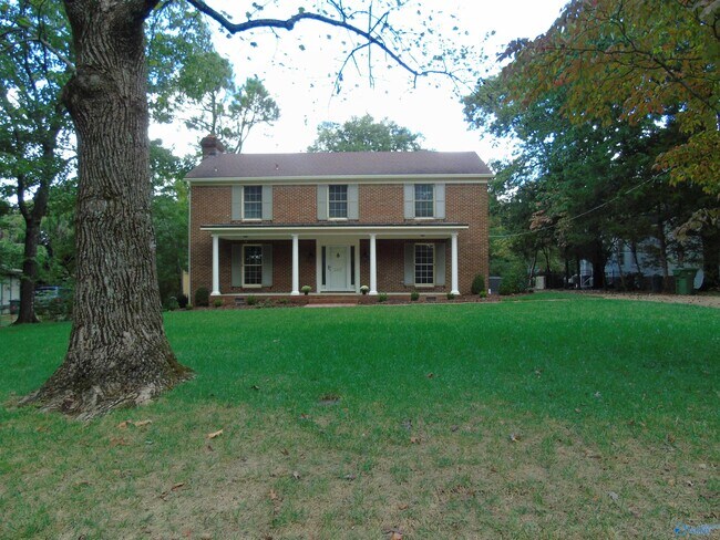 Photo - 3317 Lookout Dr SE