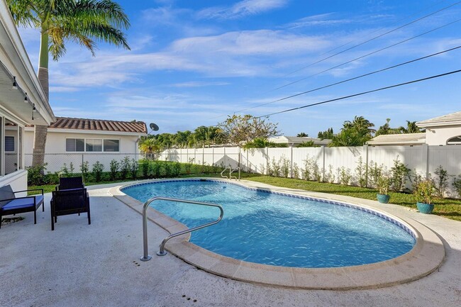 Photo - 4751 NE 29th Ave