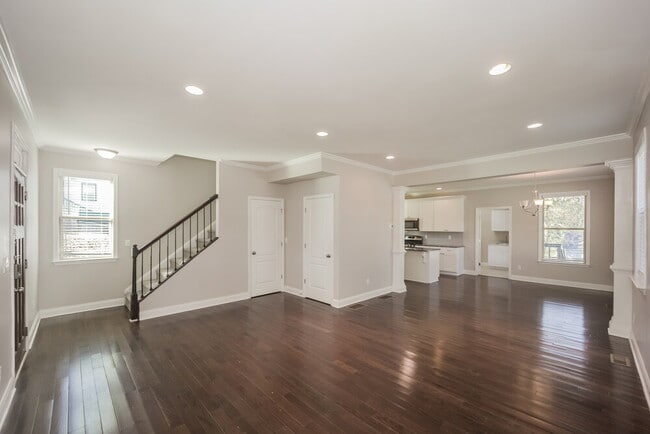 Photo - 1863 Phillips Ave