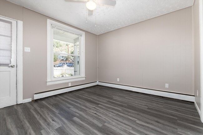 Photo - 735 Colorado Blvd