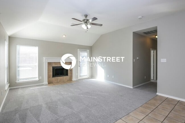 Photo - 4 Bedroom Pet-Friendly Home in Dallas, TX ...