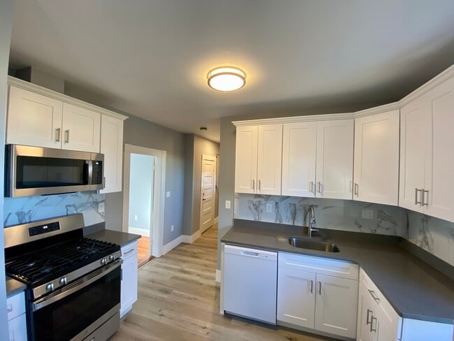 Photo - 11 Dudley St Unit 3