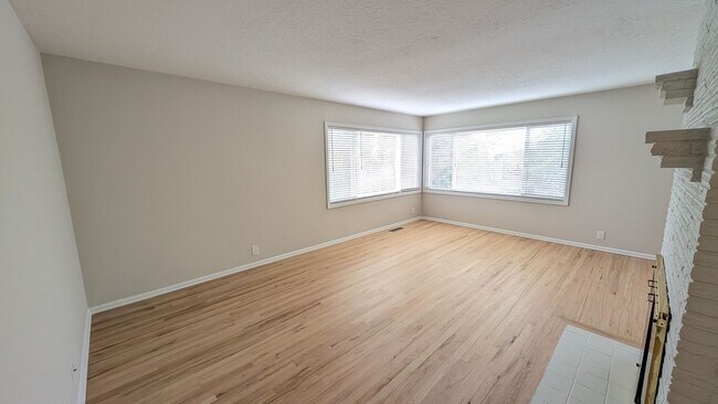 326-334 SW Hamilton St.