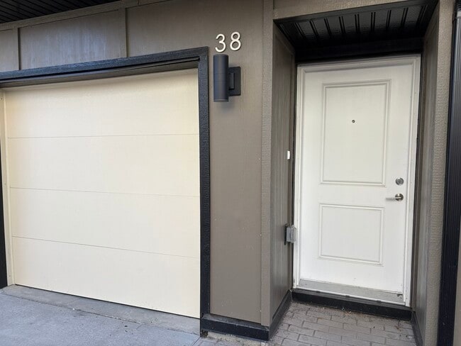 Photo - 500 Fleming Rd