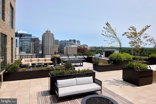 Photo - 4909 Auburn Ave Unit 1011