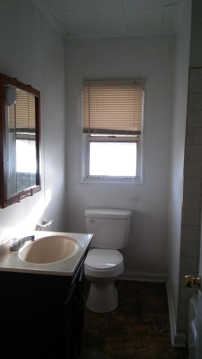 Photo - 3719 Saint Victor St