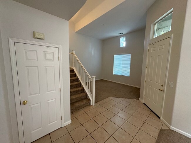 Photo - Great Two Story Large Bedroom, Bath Downst...