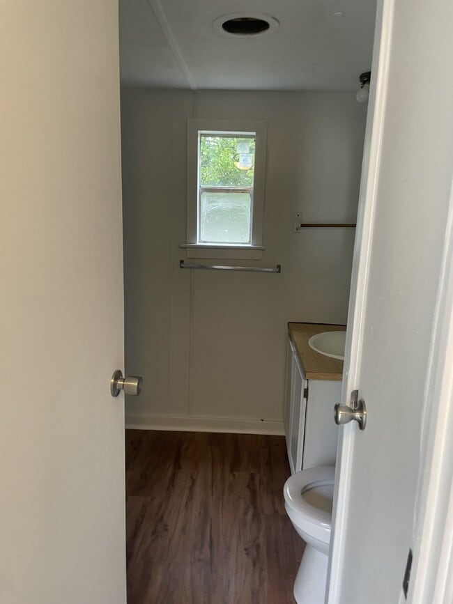 Photo - Two bedroom one bath single wide home avai...