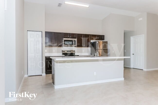 Photo - 1158 SW Eleuthera Ave