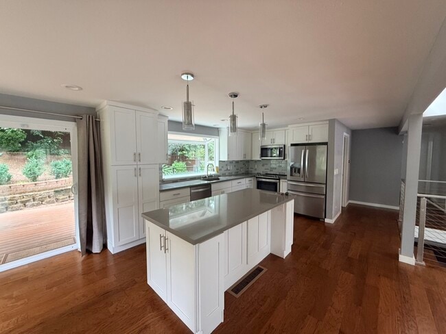 Photo - 1815 107th Ave SE