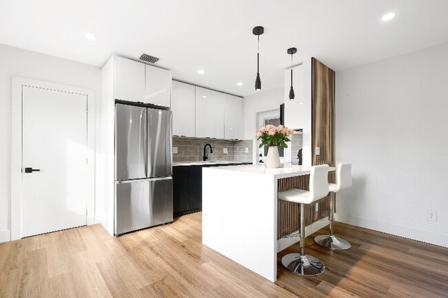 Photo - 1201 N 16th Ave