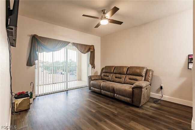 Photo - 6321 Aragon Way Unit 306