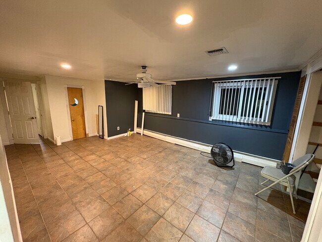 Photo - 28 Clearview Dr Unit 1