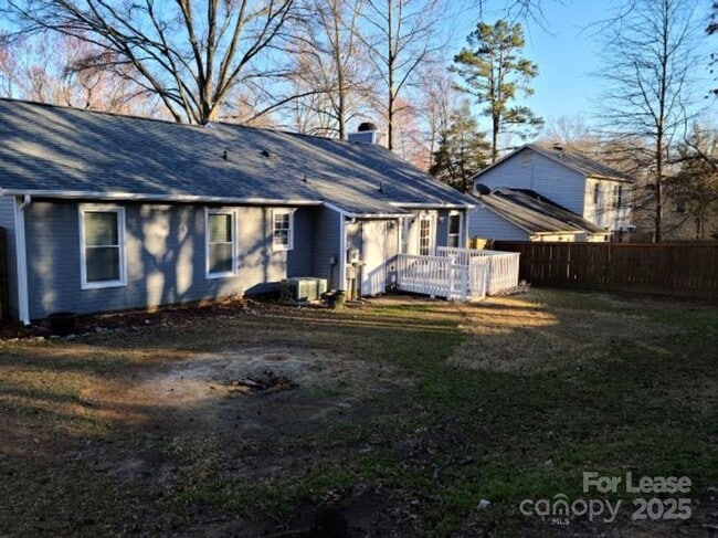 Photo - 6613 Farrington Ln