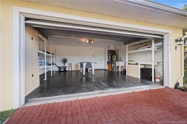 Photo - 2542 SW Kensington St