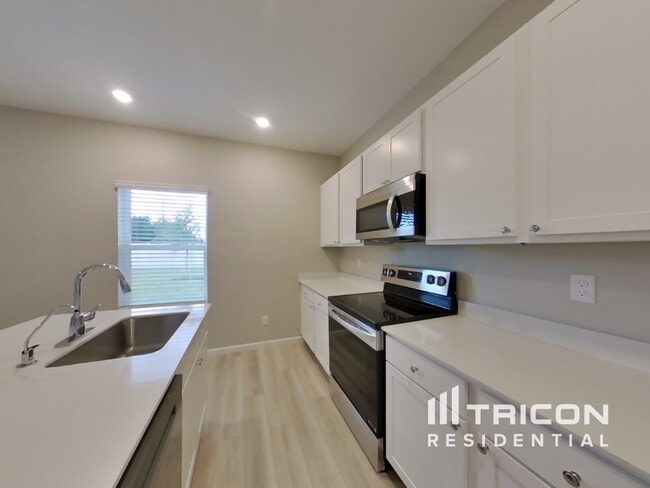 Photo - 2915 Grand Finale St