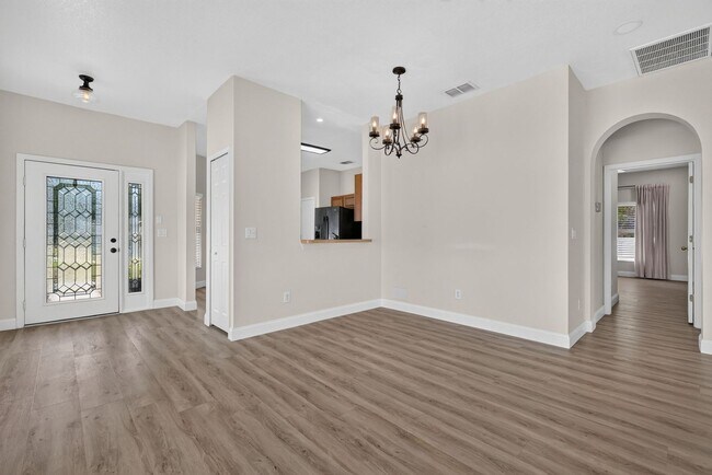 Photo - 3/2 Home on a Cul-de-Sac with Beautiful Yard!