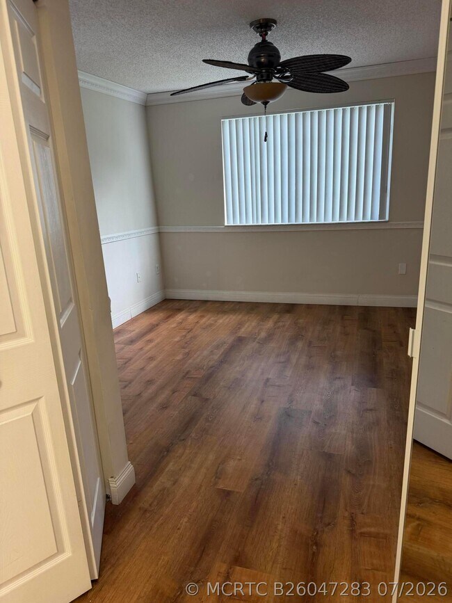 1503 Crestwood Ct S Unit 1503