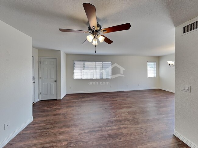 Photo - 15009 W Sky Hawk Wy