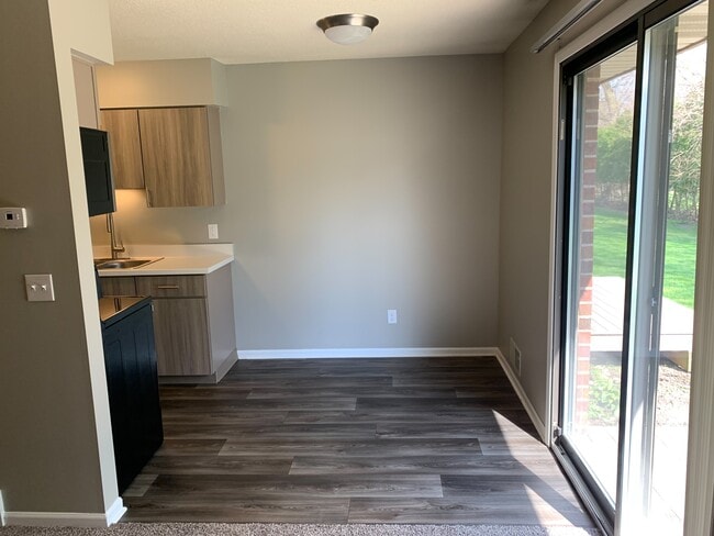 Photo - The Neighborhood at Englewood - Batchawana